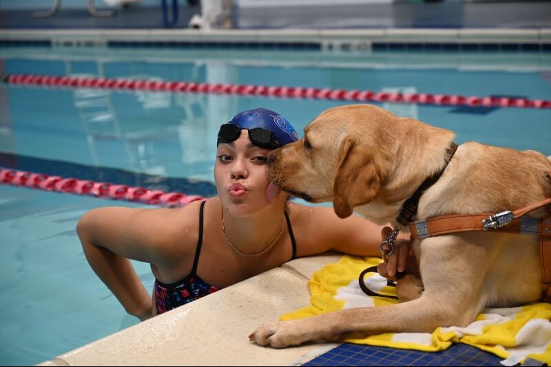 Blind Teenage Swimmer Overcomes her Disability to Win Gold 